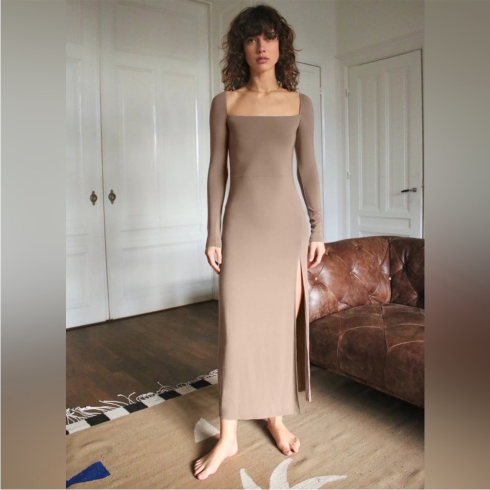 Aritzia NWT Wilfred Chablis Maxi Dress Grey Taupe